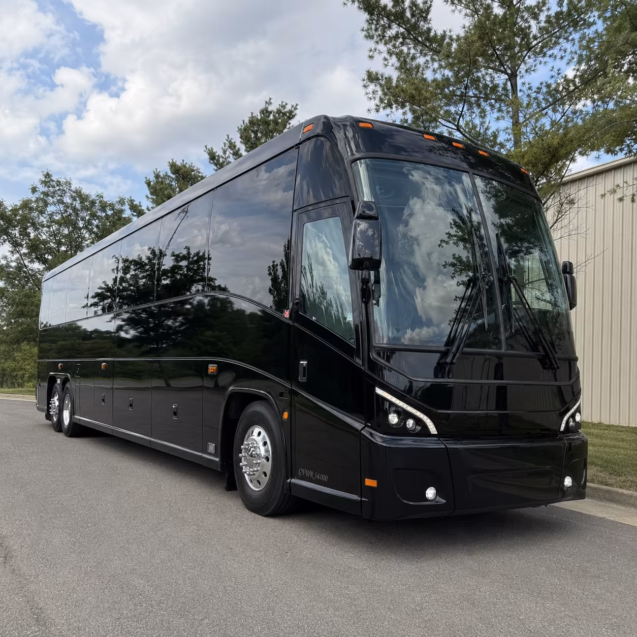 charter buses for federal contractors and defense industry groups near thousand oaks