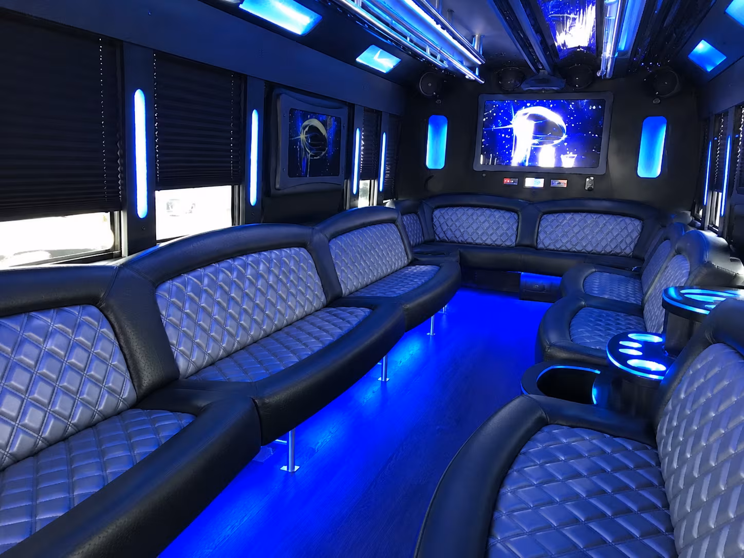 party buses for bachelorette wine tours around westlake village and agoura hills