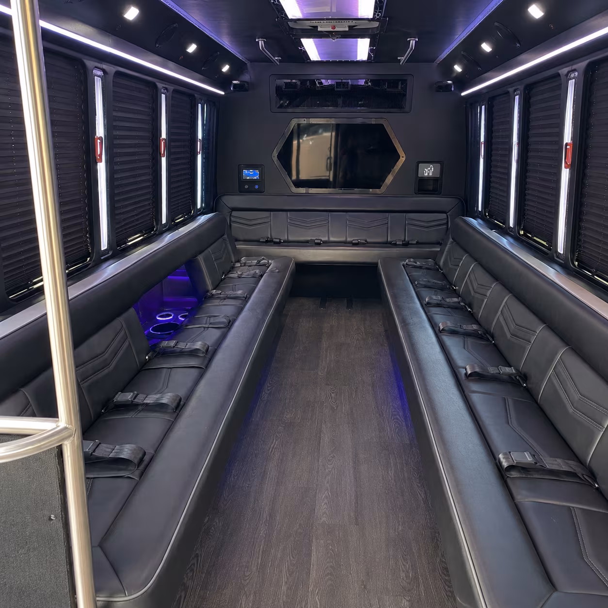 thousand oaks 18 passenger party bus interior